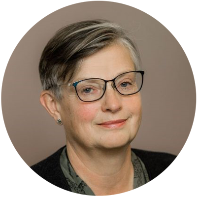 Porträttbild på Kristina Rådkvist.